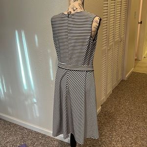 Phase 7 sleeveless dress. Size 10. Like new!